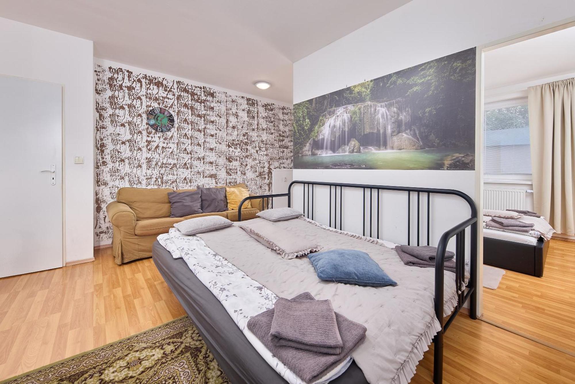 Cutie Apartment Bratislava Bagian luar foto